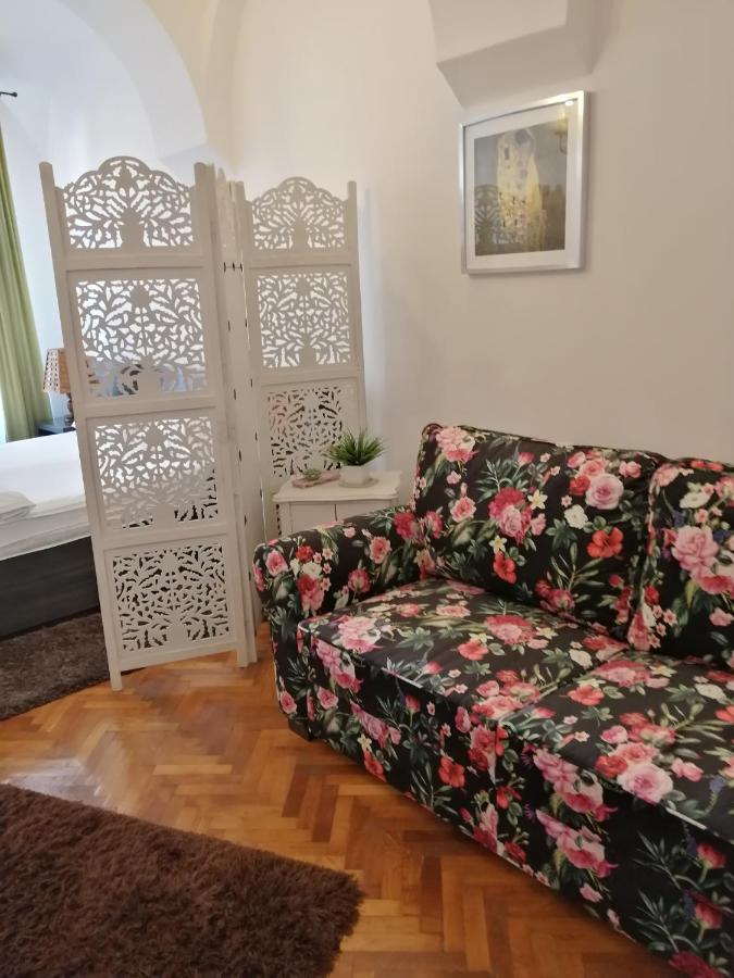 Christa Central 1 Sibiu Exterior photo